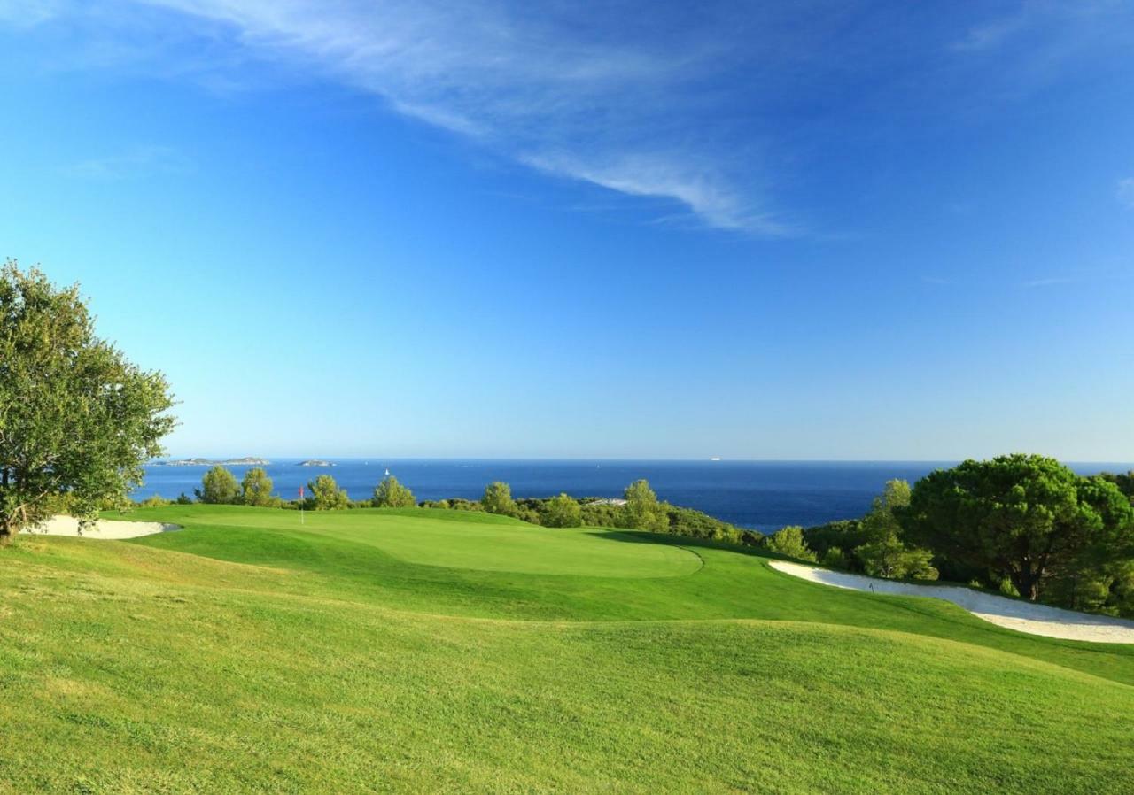 Villa Spacieuse, Climatisation, Piscine, Jardin Paysage, Proche Mer แซ็งต์-ซีร์-ซูร์-แมร์ ภายนอก รูปภาพ