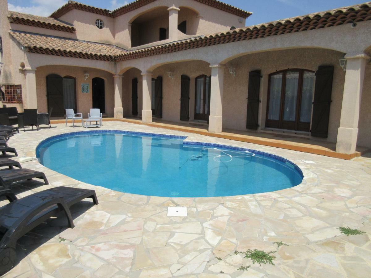 Villa Spacieuse, Climatisation, Piscine, Jardin Paysage, Proche Mer แซ็งต์-ซีร์-ซูร์-แมร์ ภายนอก รูปภาพ